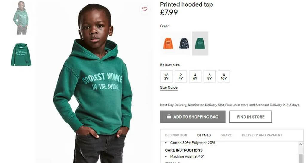 Bluza H&M z napisem Coolest monkey in the jungle prezentowana na czarnoskórym chłopcu na stronie sklepu online